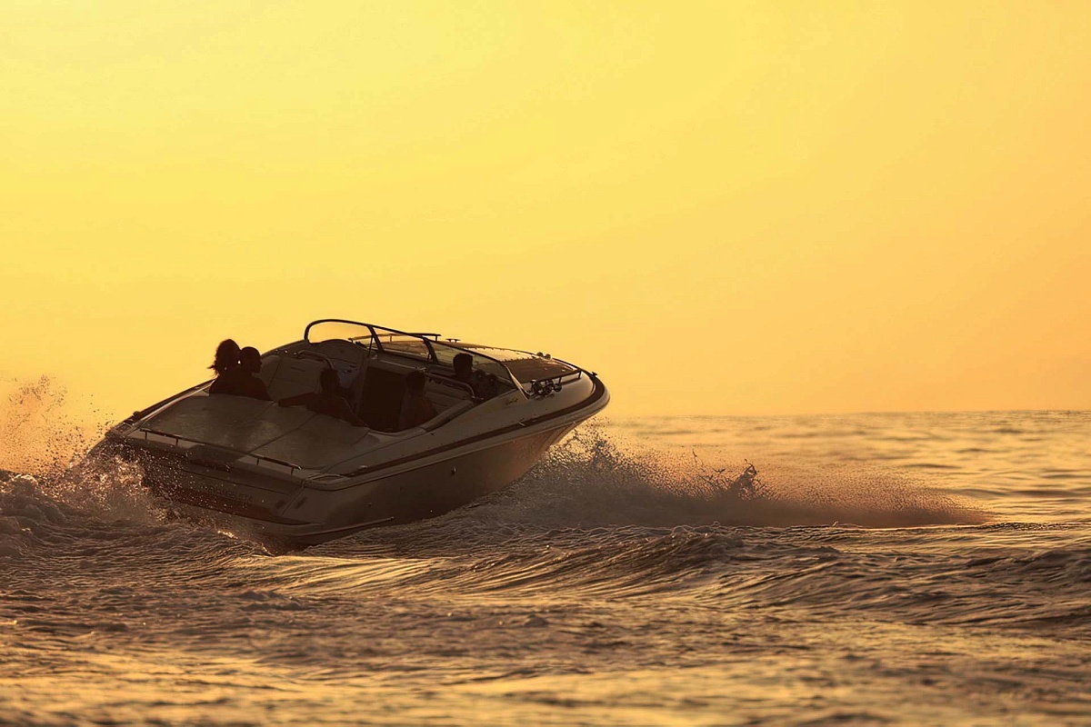 Аренда катера Chris Craft Corsair 32 на Сардинии, Корсике